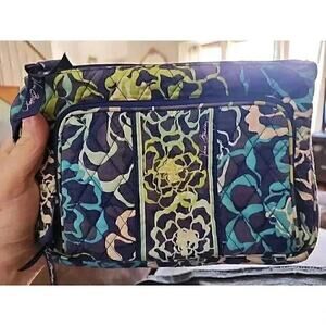 Vera Bradley Quilted Floral Paisley Little Small Bag Purse Colorful Very Nice